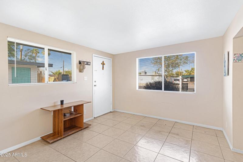 610 S Bellview-8