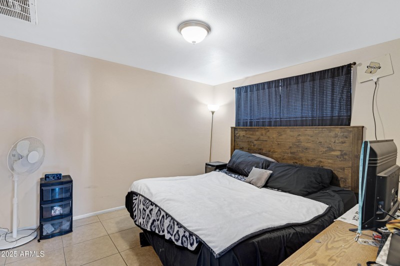 610 S Bellview-12