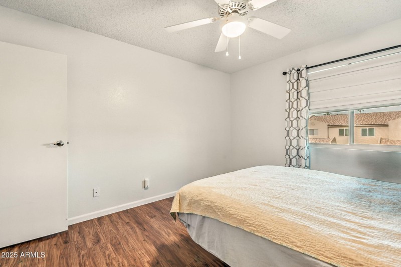 25-web-or-mls- Baseline-26