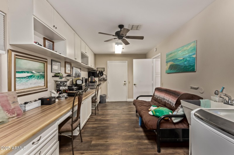Utility-Laundry-Flex Room
