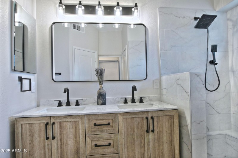 Master Bath.3