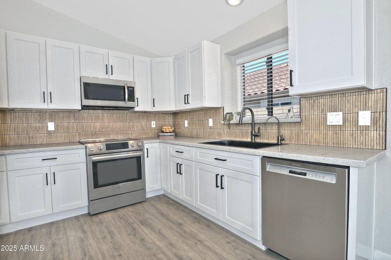 Kitchen.2