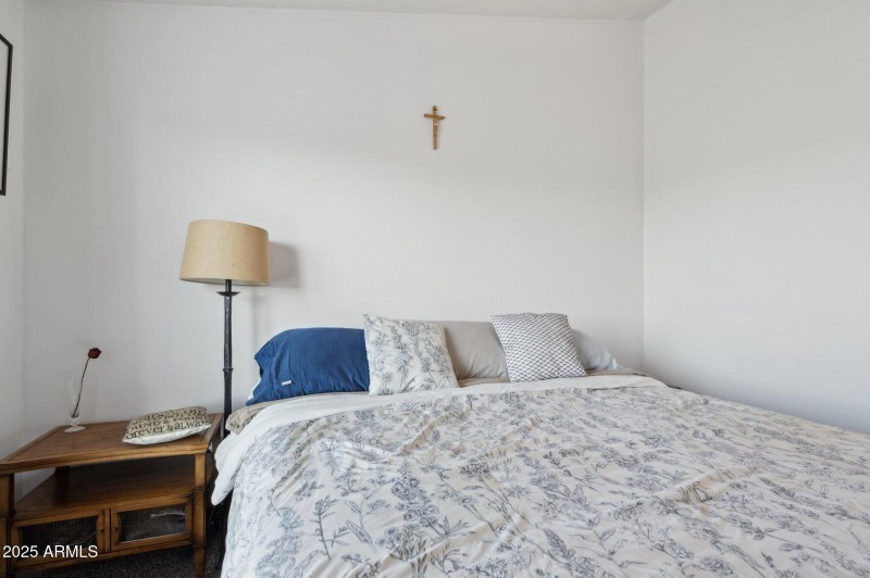 23-web-or-mls-240-w-juniper-ave-unit-115