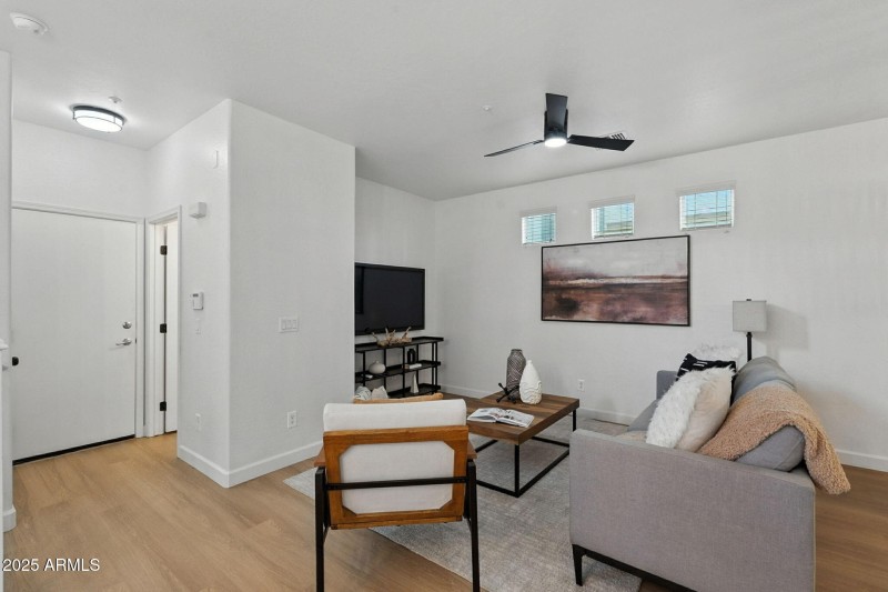 17-web-or-mls-Tamarisk-17