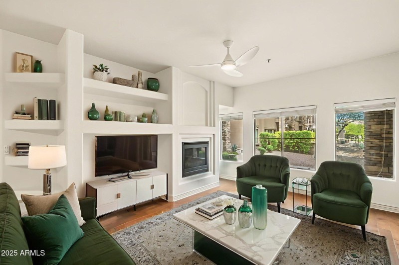 9-web-or-mls-Deer Valley-8 virtually sta