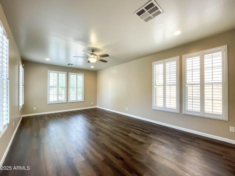 3829 E Morelos St-21