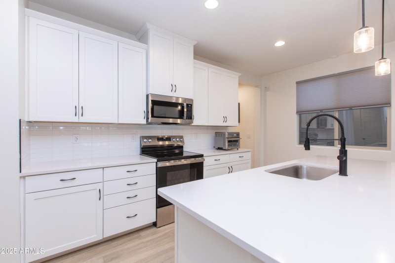 KITCHEN-1