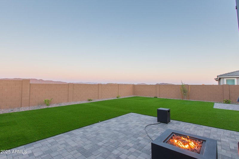 BACKYARD-4