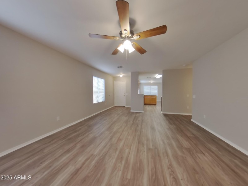 1_pc_jAlnSHB4h1_DGAytOlSR7_layout_0