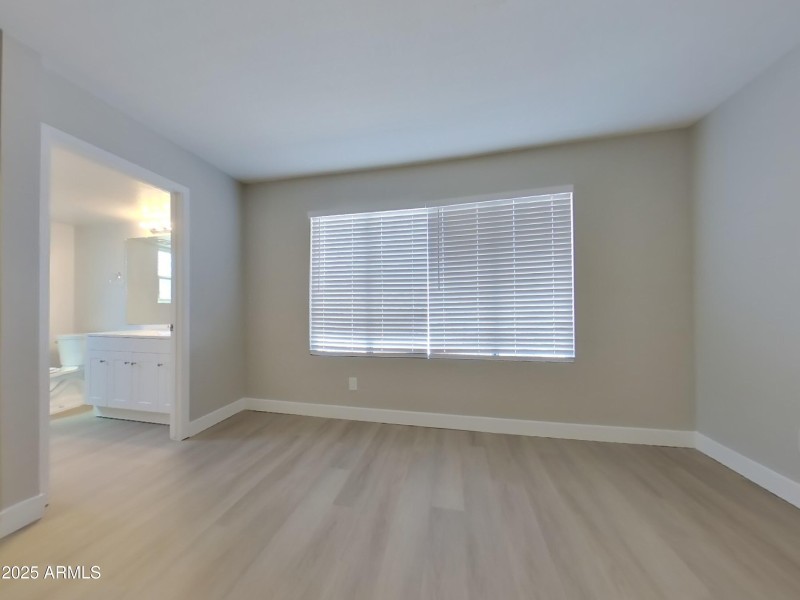 6_pc_ehBNym3dGx_wbKgFFO0nX_layout_0