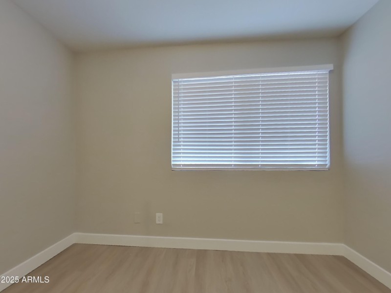 9_pc_lBMDwYeOwD_qa63byacH1_layout_1