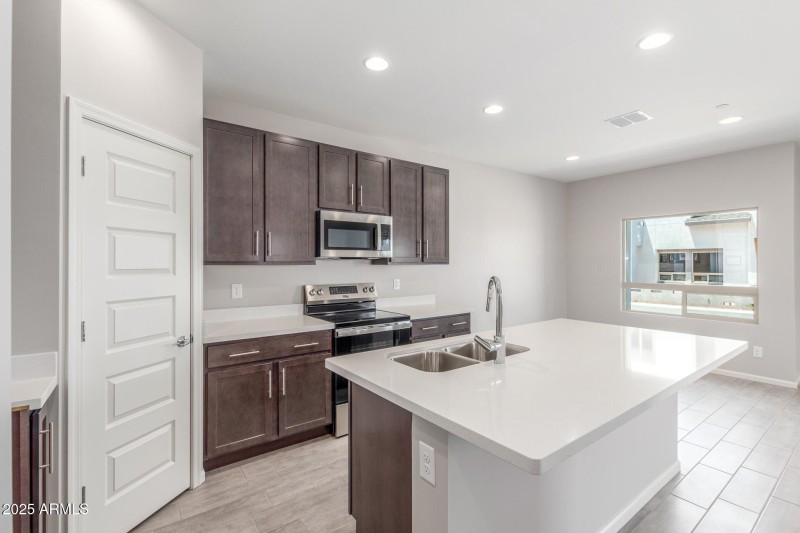 Kitchen 3