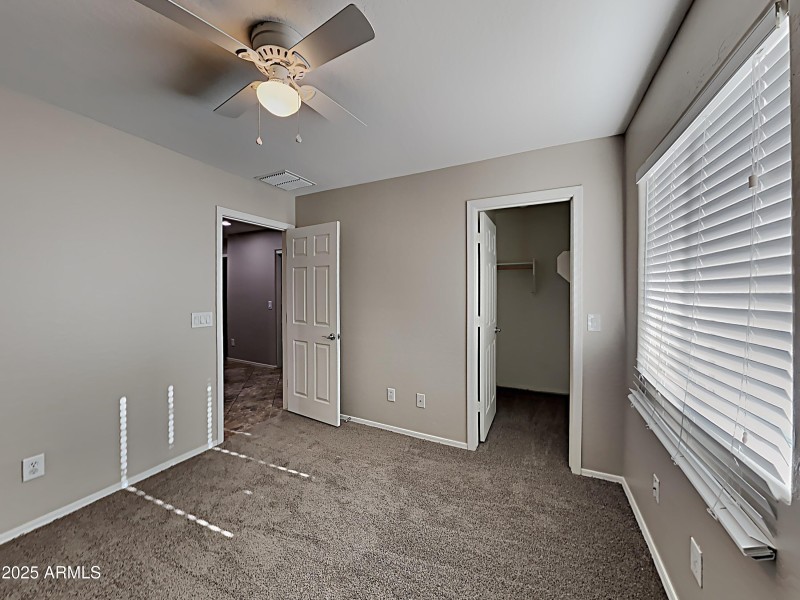 1004506.18584 W Illini Street_6