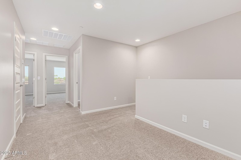 Upstairs Loft/hall