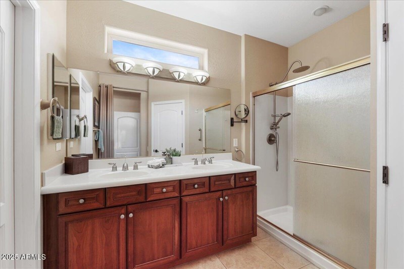 18-Primary Bath
