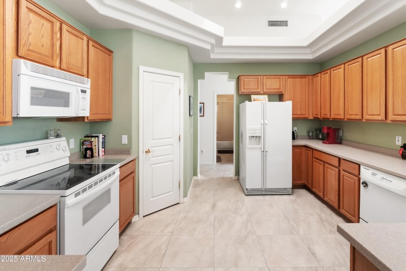 14321 E Cheryl Dr-18