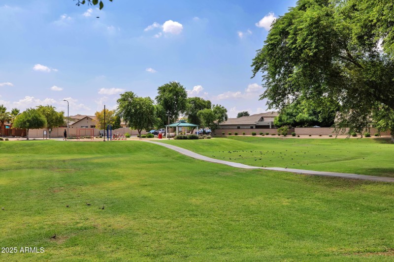 4-web-or-mls-QPT Photo - MAP_7334