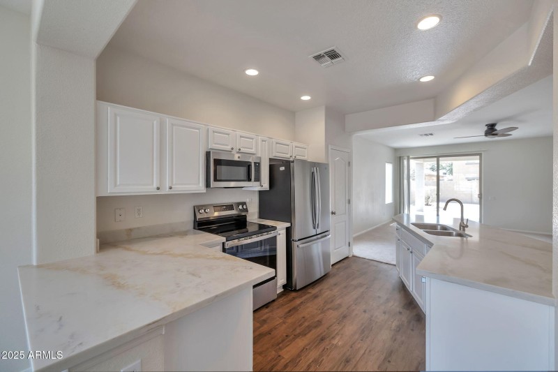 6-web-or-mls-QPT Photo - MAP_7336