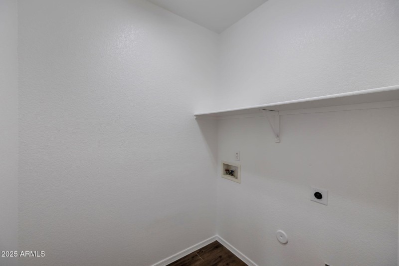10-web-or-mls-QPT Photo - MAP_7340
