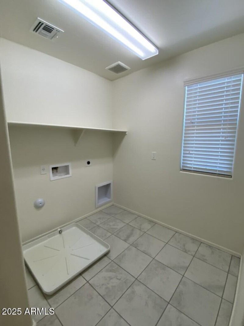 044E07F7-76CD-4DE2-8E11-749AF6CC8D0C_1_1