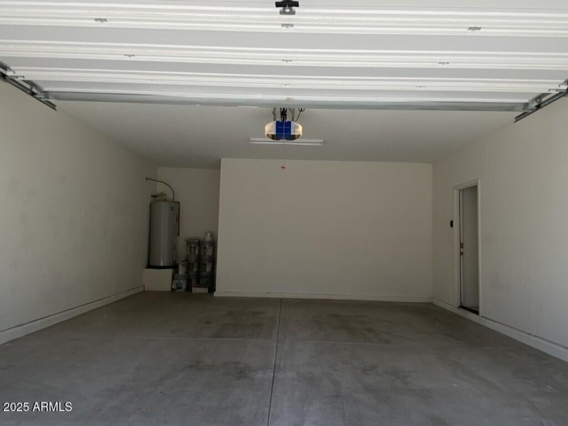 18322596-C693-4D48-8E06-28A227311609_1_1