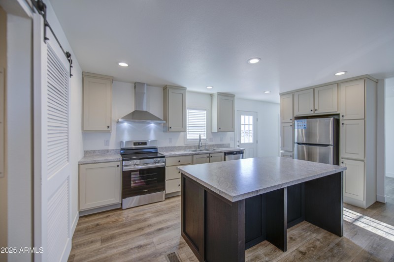 Kitchen 2