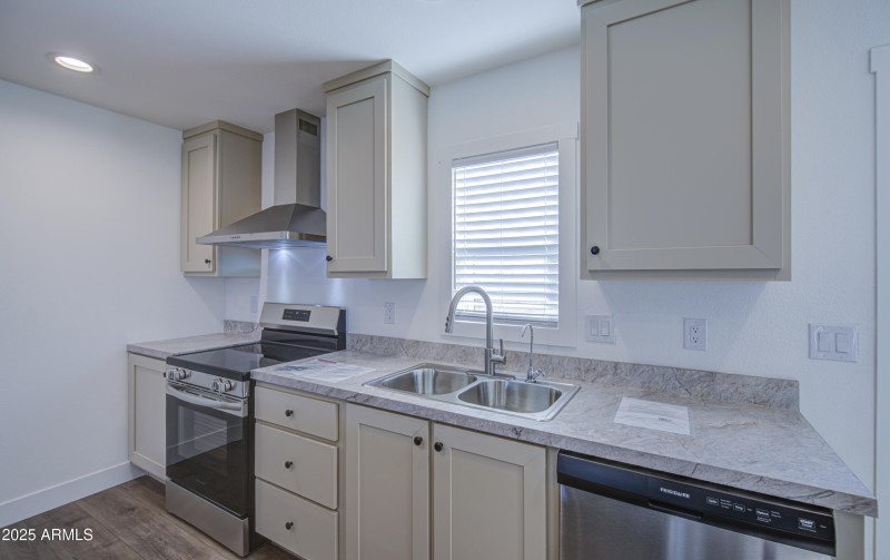 Kitchen 3