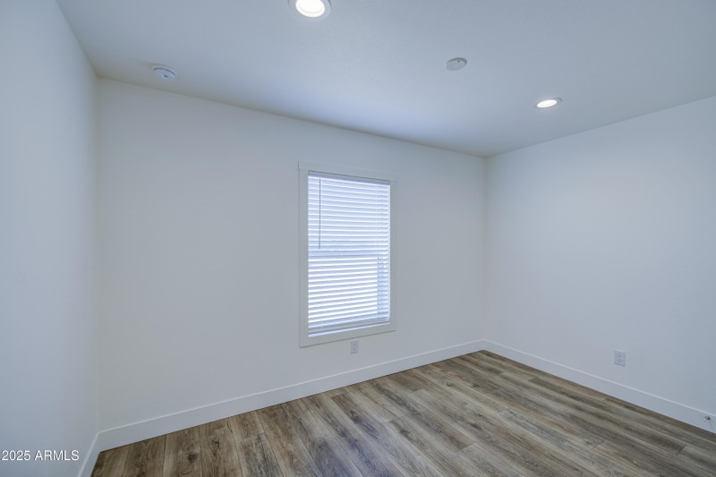 Bedroom 2-pic 1