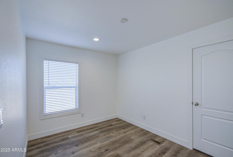 Bedroom 3-pic 1