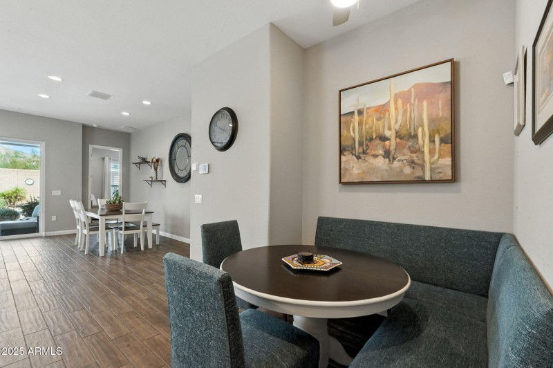Breakfast Room