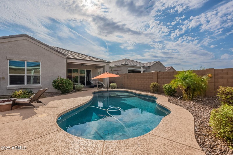 Private pool
