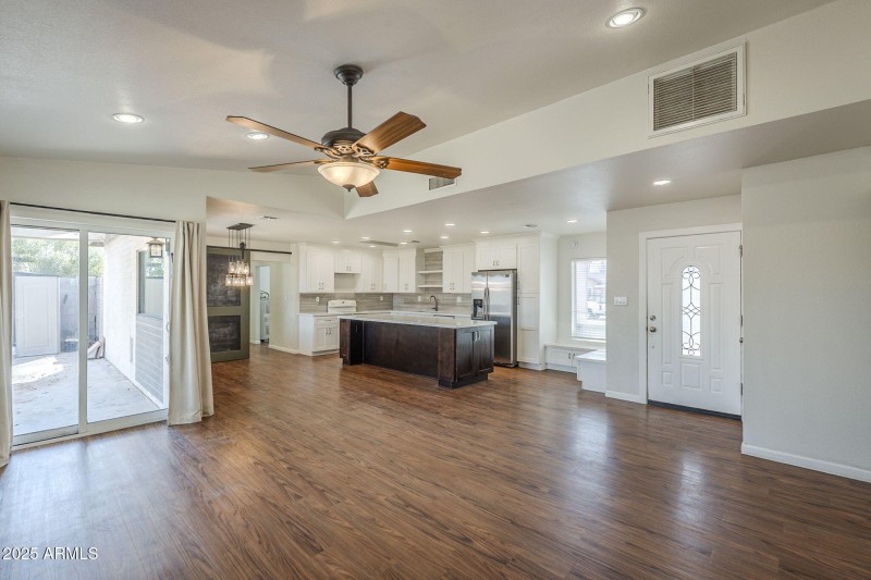6 Great Room