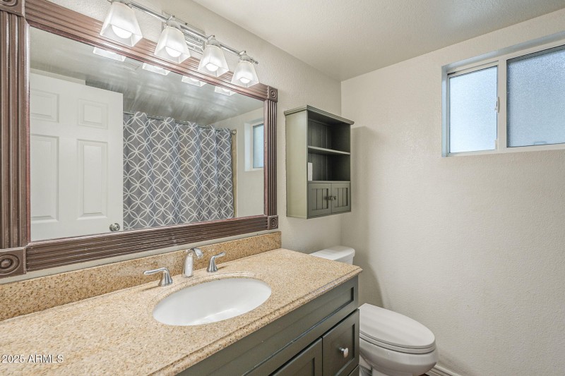 19 Hall Bath
