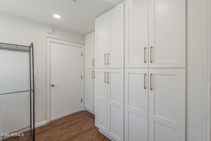 25 Laundry Room