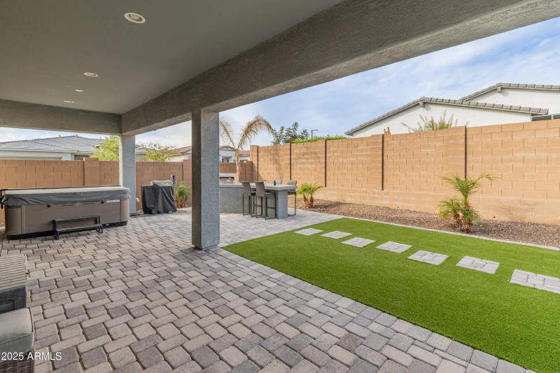 14196 W Gray Fox Trail-43
