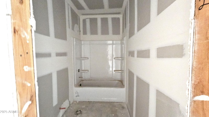 4 Bathroom 3
