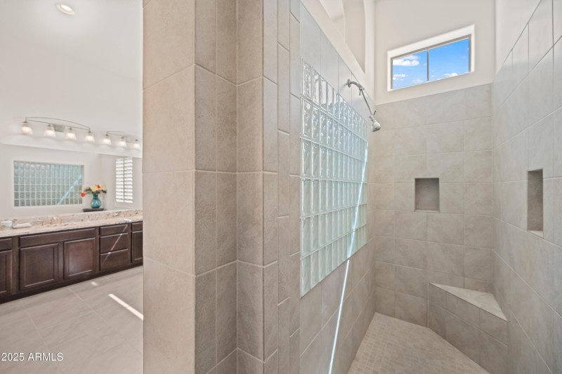 Walk in Shower