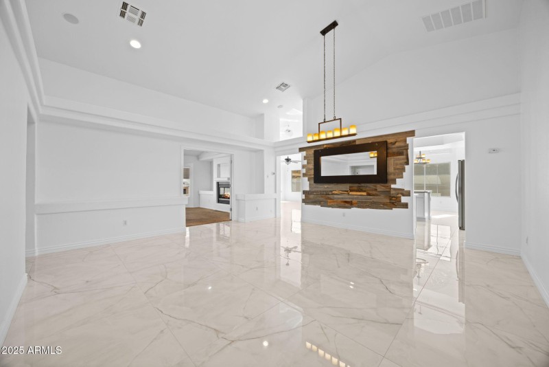 7-web-or-mls-3930-e-indigo-bay-ct