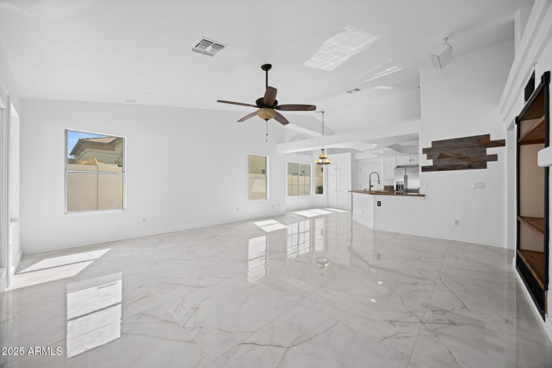 9-web-or-mls-3930-e-indigo-bay-ct