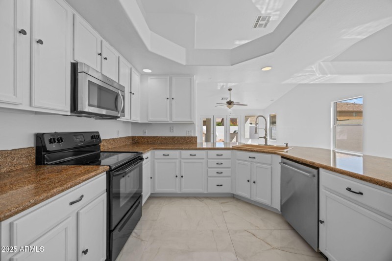 16-web-or-mls-3930-e-indigo-bay-ct