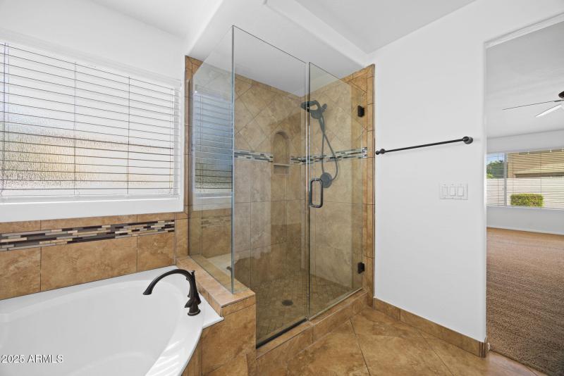 26-web-or-mls-3930-e-indigo-bay-ct