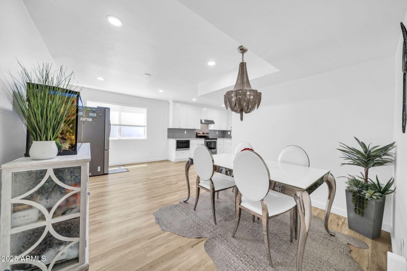 3068 N 90th Ave-7