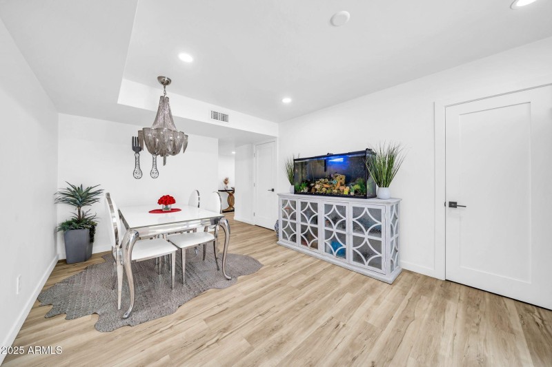 3068 N 90th Ave-8
