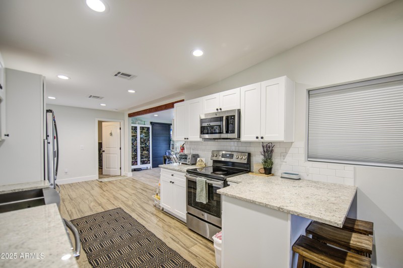 Kitchen 6