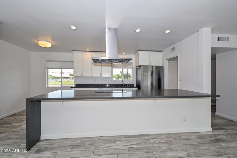 Kitchen Bar Area