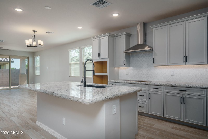 3) KITCHEN