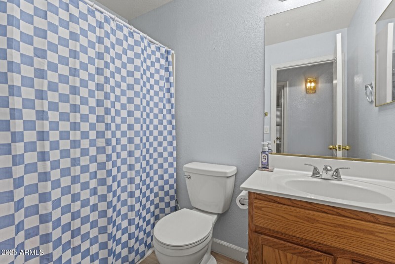 16_878_E_Mountain_View_Road16_mls