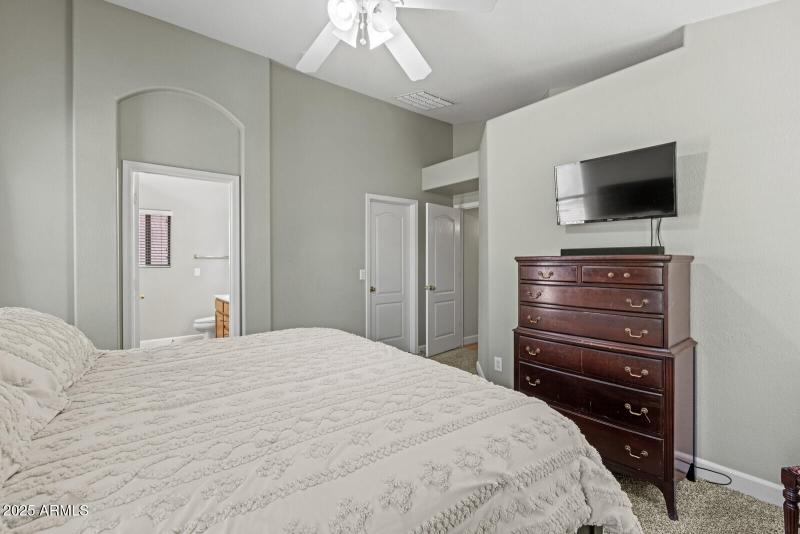 20_878_E_Mountain_View_Road20_mls