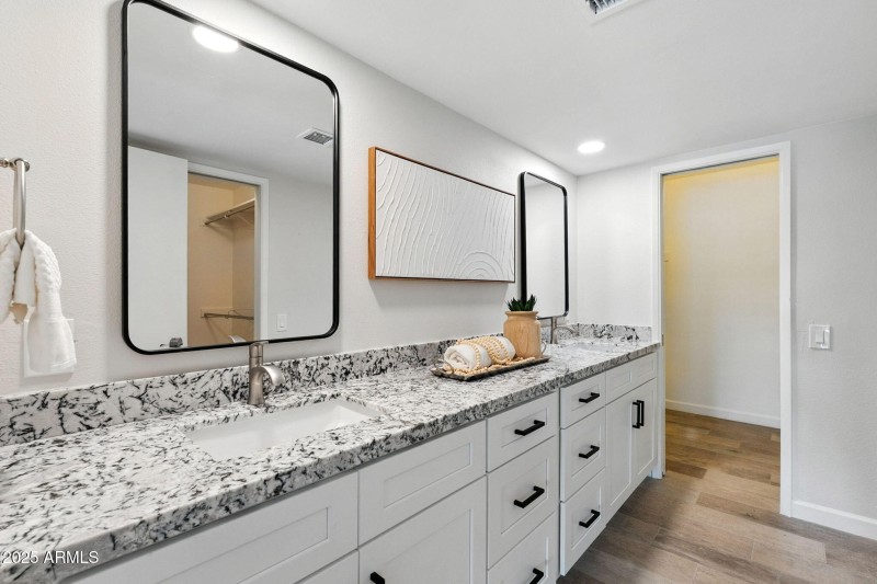 42-web-or-mls-Country-42