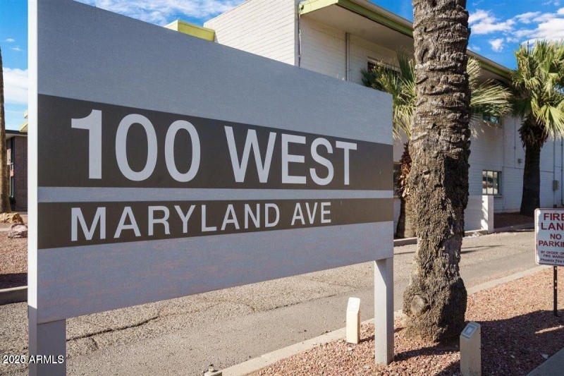 100 W. Maryland